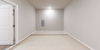 Mission Hill Gallery 85