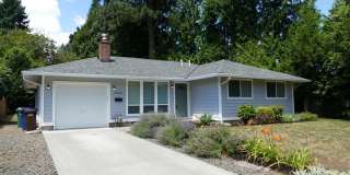 SE Garrett Dr - Milwaukie 3 bedroom with hardwood floors SE Garrett Dr - Milwaukie 3 bedroom with hardwood floors Gallery 1