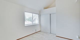 Hidden Silicon Valley Oasis! 2BR/2.5BA Townhome with TWO Private Patios, 2 Dedicated Parking Spaces, Pool, Tennis Courts & Utilities Included! Gallery 8