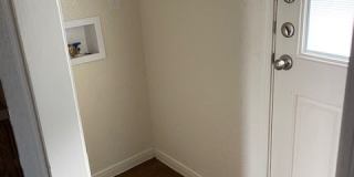 225 Gibson A Gallery 14