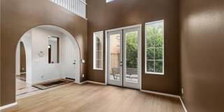 32372 Safflower Gallery 1