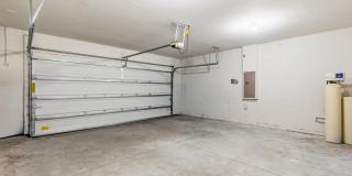 Spacious Riverview Rental in South Fork Lakes with Oversized Screened Patio & 2-Car Garage Gallery 34
