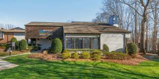 Affordable Housing - Madison Southpark Apartment Homes Gallery 10