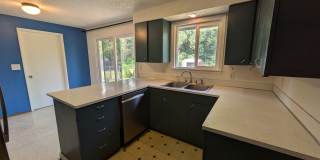 808 White Ave Gallery 13