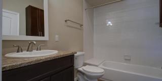 UT PRE LEASE: 2009 Remodeled 6 Bed / 3 Bath, Wood & Stained Concrete Floors, Custom High End Kitchen and Bathrooms, Just North of UT Gallery 26