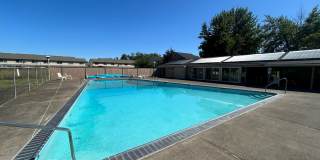 Updated Churchill 3 bedroom 2 bathroom Home Gallery 21