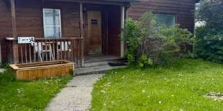 3 Bedroom, 1 Bath Apartment for Rent - Close to MSU - Pets Friendly Gallery 1