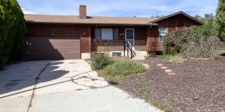 Northeast 5-Bedroom Home w/ Large Backyard! Northeast 5-Bedroom Home w/ Large Backyard! Gallery 1