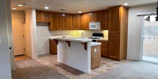 BEAUTIFUL GUSTINE HOME AVAILABLE IN GATED COMMUNITY Gallery 1