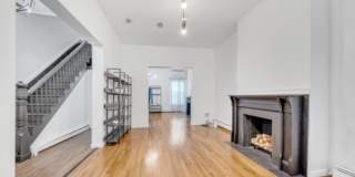 13 2nd Ave Gallery 4