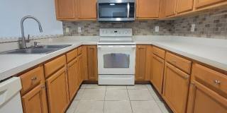 306 Leeland Heights Boulevard E Gallery 8