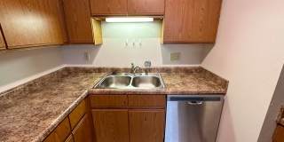 225 Hyland Gallery 46