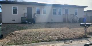 2 Bedroom 1 Bathroom Duplex Available NOW! Gallery 1