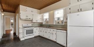 1136 AVENUE C Gallery 17