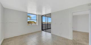 117 Lake Emerald Dr Gallery 21