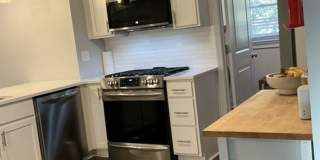 Normaltown home, a Charming 3 bedroom/ 2 bathroom Home Close to UGA and Hospitals! Gallery 23