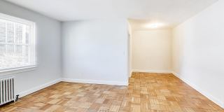1724 N QUINN Street Gallery 1