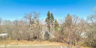 Updated 3bed 3bath End Unit Townhome w’Great Views Gallery 18