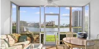 20 YACHT CLUB Drive Gallery 1