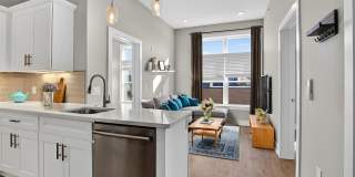 2034 N FRONT Street unit: 7 Gallery 1