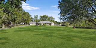 Private on 1.2 acres 3/2.5 bath w/2 car garage/20x30shop &pool Gallery 6