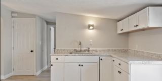 Spacious 3 BR 1 Bath in Dedham Gallery 13