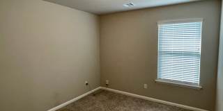 Beautiful 4 bed 3 bath in Deer Creek Schools! Gallery 15