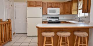 Beautiful Springville Heights home Gallery 1