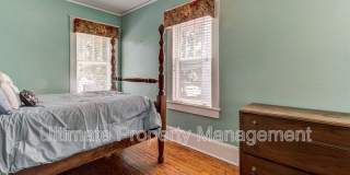 206 Nun Street Gallery 25