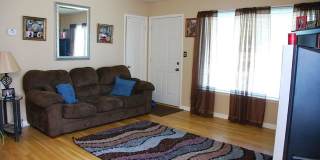 2 Bed 1 Bath Northwest Rancher with large Garage 2 Bed 1 Bath Northwest Rancher with large Garage Gallery 12
