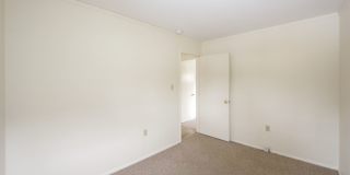 Crestmont Avenue House! Gallery 18