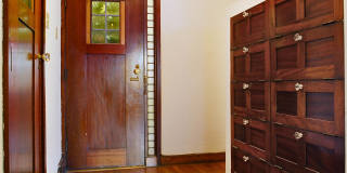 342 S Highland Ave Gallery 3