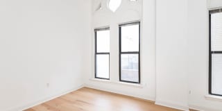701-1 SANSOM Street Gallery 10