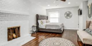 3-bedroom 3-bathroom w/a loft in historic Pendleton Heights! Gallery 9
