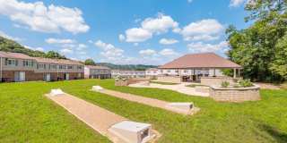 Emerald Gardens Gallery 19