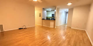 6102 North Sheridan Road Gallery 1