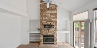 Large Home in Stonegate! Gallery 5