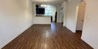 210 South Tesch Street Gallery 3