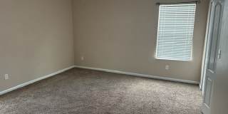 105 Whitland Way - 1 Gallery 12