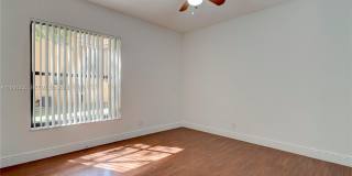 3846 Coral Tree Cir Gallery 21