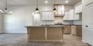 New Home in Azalea Farms! Gallery 7