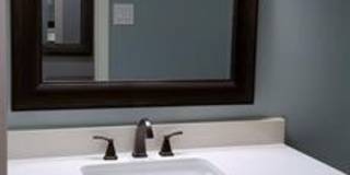 Gorgeous Updated 2BR 3BA Town house Gallery 19