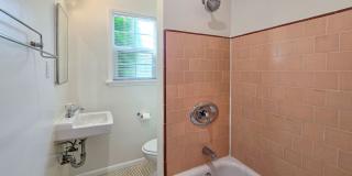 Spacious Studio in the Heart of Los Feliz Spacious Studio in the Heart of Los Feliz Gallery 11