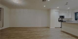 2710 Valor Gallery 16