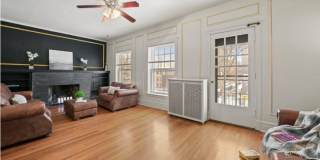 1067 Unit West Balmoral Ave. Gallery 2