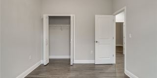 809 Agnes Avenue Gallery 17