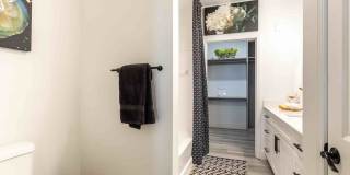 1000 West 1000 West Gallery 13