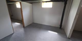 Handicap Accessible with 4 Bedrooms + Bonus Room & 2 Full Baths (Month-to-Month leases only) Gallery 20