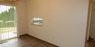 Rent Special: 1/2 Off August's Rent!! 3 bed 2 bath House in South Salem! Gallery 12