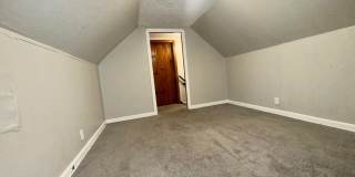 12918 Ferris Avenue Gallery 16